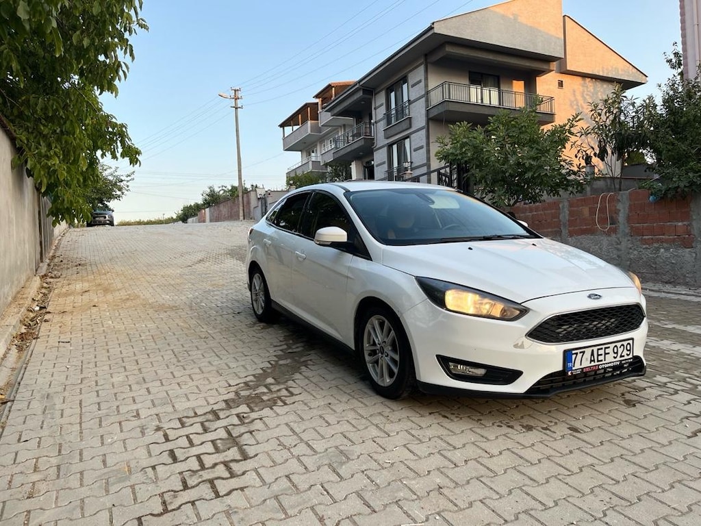 2018 otomatik ford focus - 4