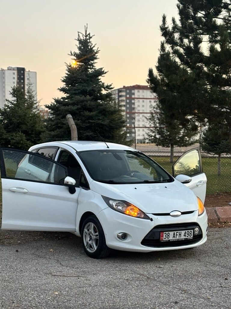 FORD FİESTA - 21