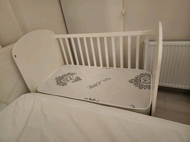 İkea Gonatt Bebek Karyolası, Bebek beşiği ve yatağı
