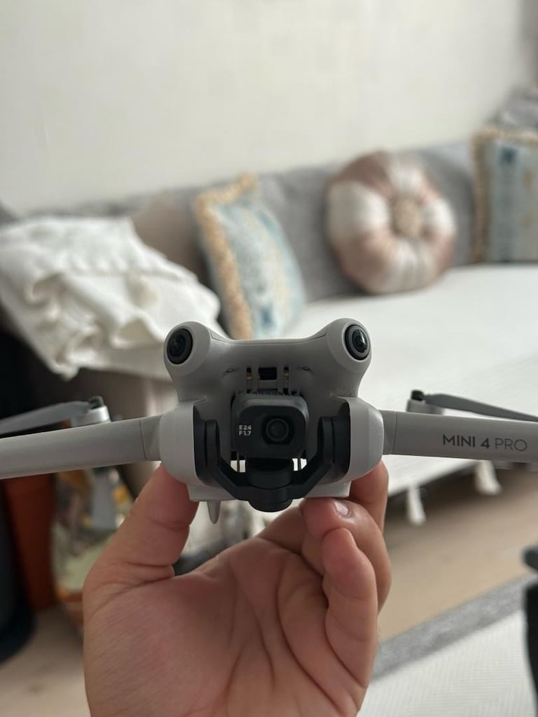 DJI MINI 4 PRO FLY MORE COMBO PLUS (DJI RC 2) - 13