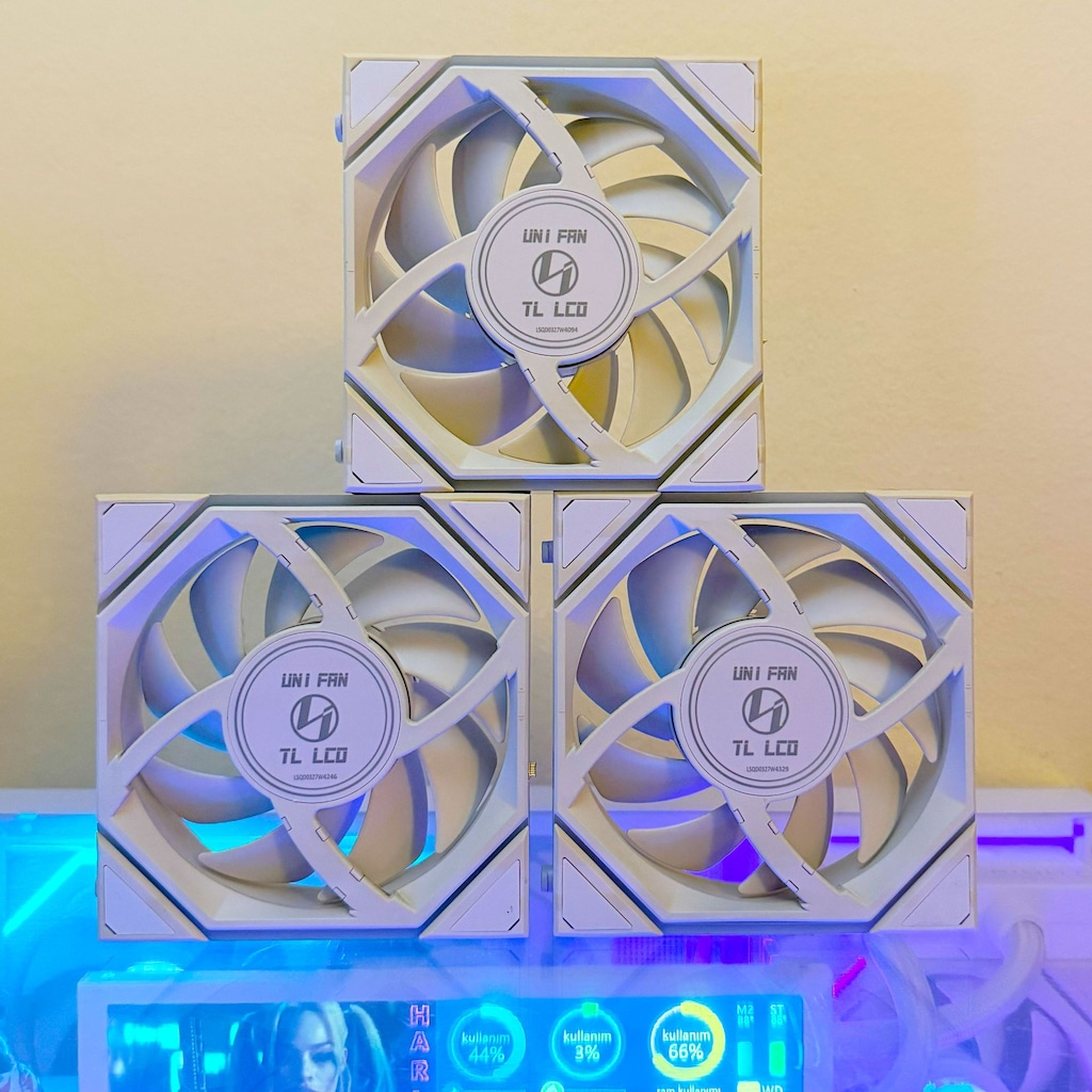 LIAN LI UNI FAN TL LCD 120 RGB WHITE REVERSE BLADE – 3'LÜ PAKET - 5