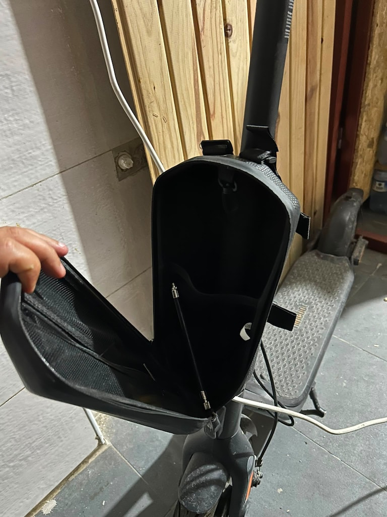 SEGWAY F40E 350 W 30 km Menzil Elektrikli Scooter Siyah - 4