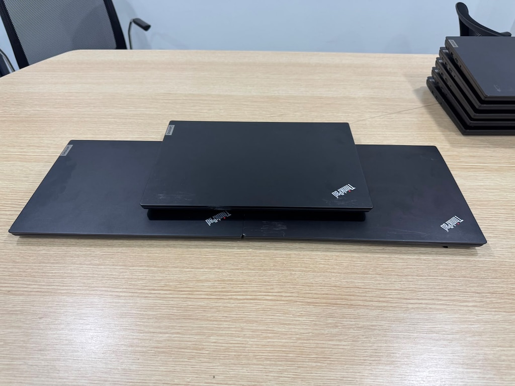 3 Adet Lenovo ThinkPad E14 Gen 4 14 inch i5 12.Nesil 8GB 512GB - 5