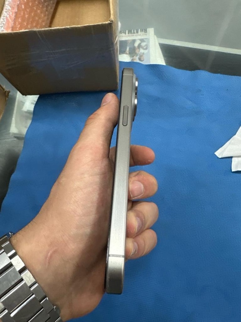 İPHONE 15 PRO MAX 256GB - 4