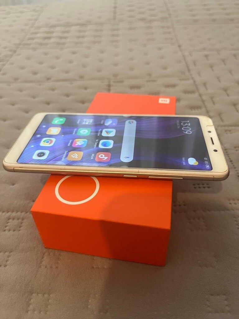 Kutulu Temiz Xiaomi Redmi 6 - 32 GB / Kılıf Hediyeli - 4
