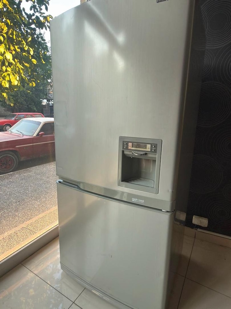 Samsung xxl 650 Lt buzdolabı