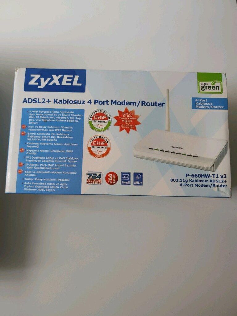 ZyXELP-660HW-T1 v3802.11g Kablosuz ADSL2+ 4-Port Modem/Router - 3