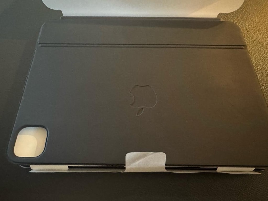 Magic Keyboard - Apple 11 inç iPad Pro (M4) (Model: MWR23TQ/A) - 6