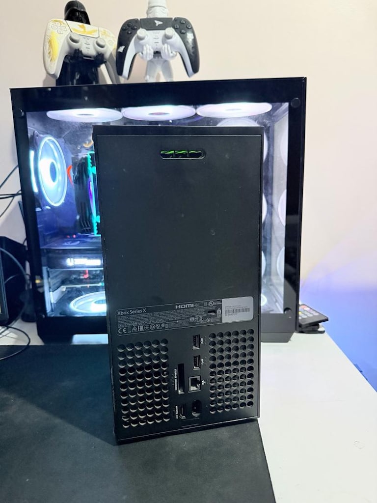 TEMİZ XBOX SERİES X 1 TB SSD - 6