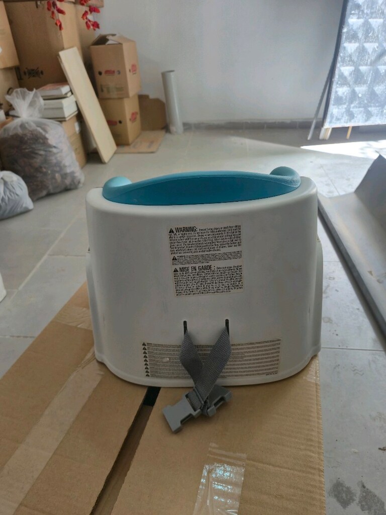 Ingenuity Baby Base 2'si 1 Arada portatif mama sandalyesi - 2