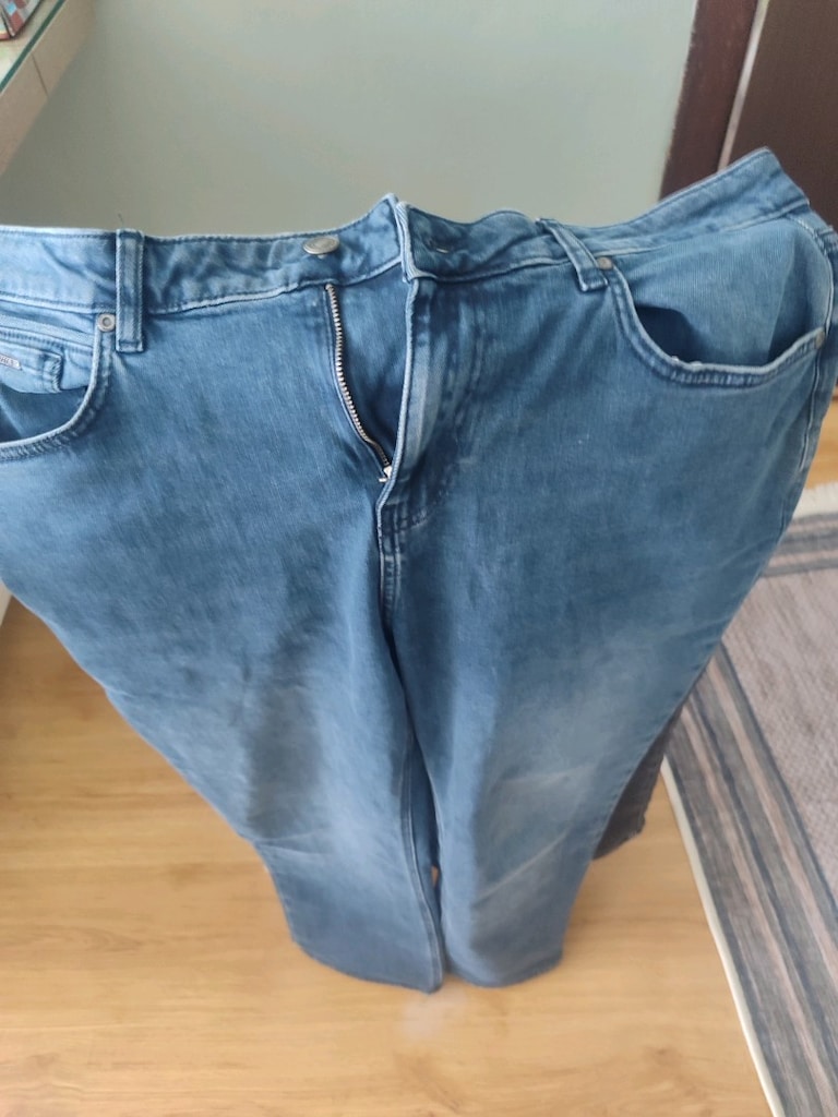 pantolon 3 adet L 31/33 beden tane100 tl