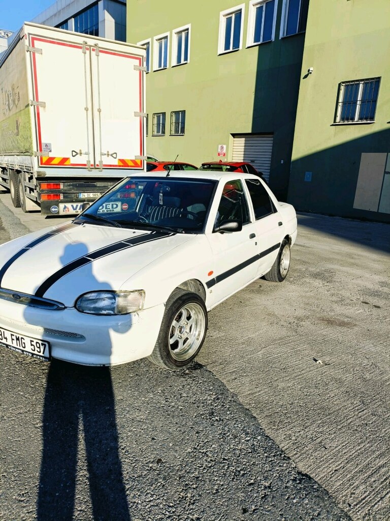 ford escort - 4