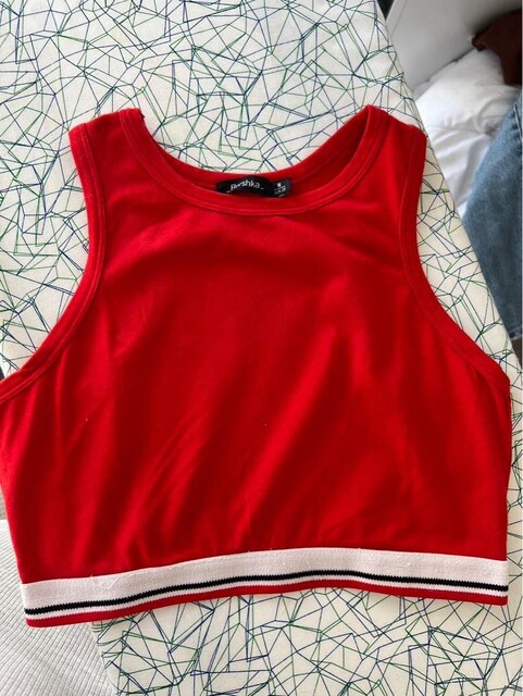 BERSHKA crop top