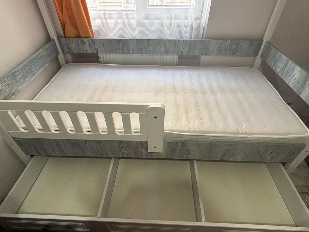 Acil satılık Montessori yatak - 2