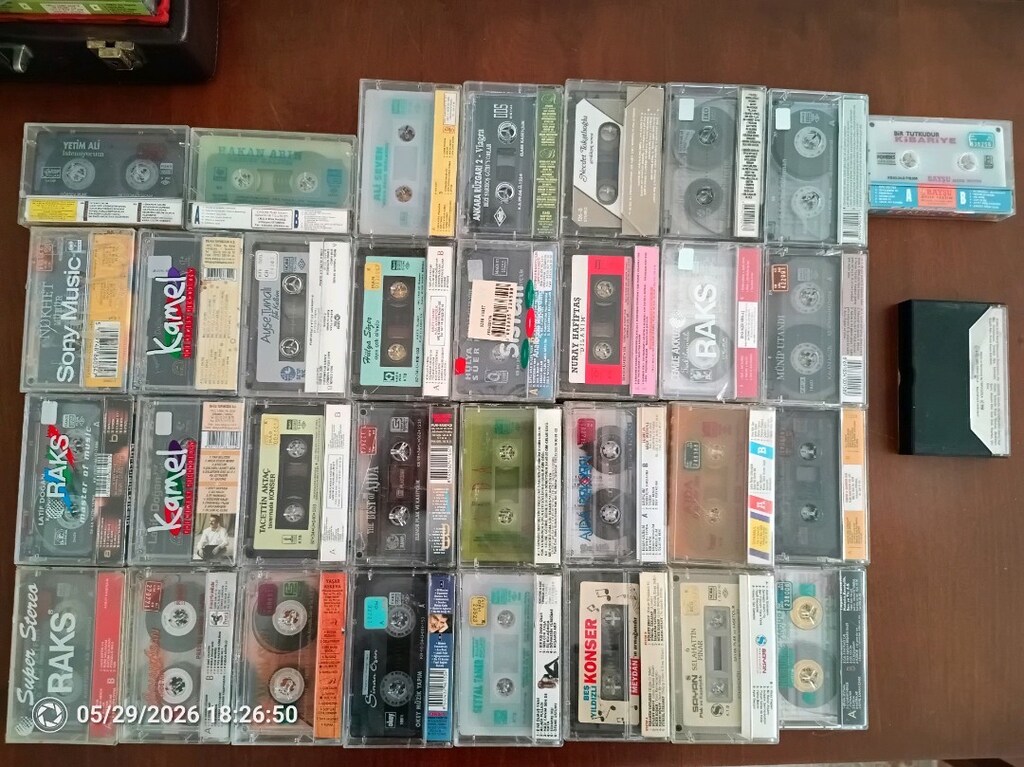 Efsaneler Kaset lot .59 adet yerli kaset lot . - 2