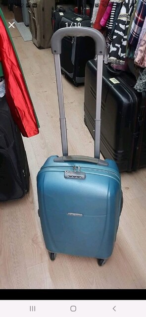 küçük boy 4 tekerlekli Samsonite valiz