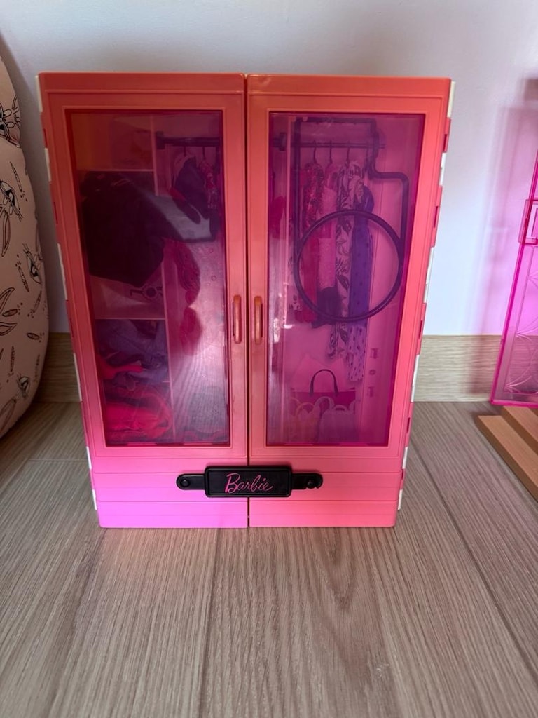asansörlü kaydıraklı barbi evi/barbie gardrop/4 barbie+2 chelsee bebek - 3