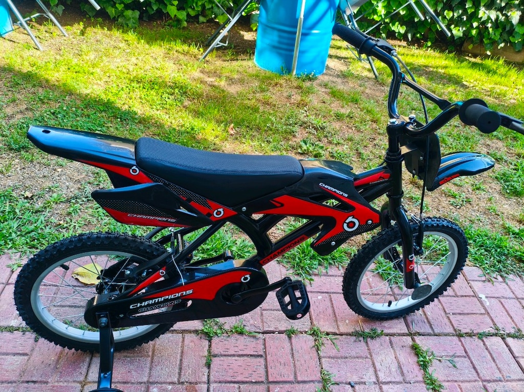 sıfır 16 jant motor görünümlü çocuk bisikleti