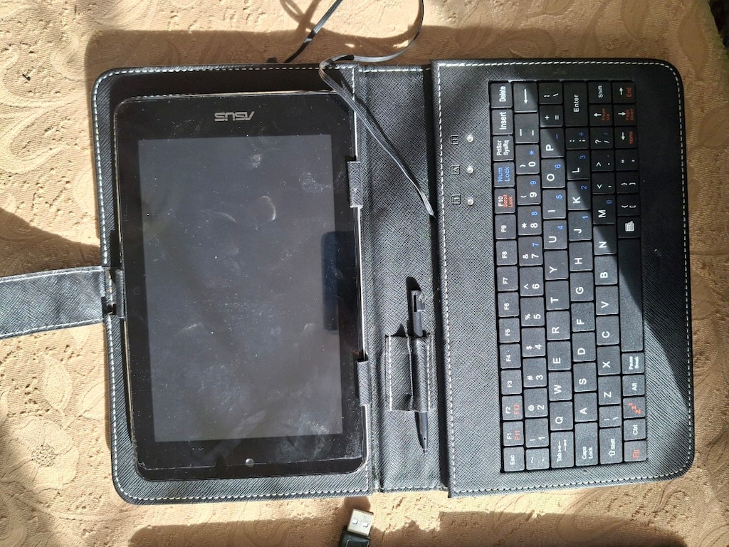 2 ADET ASUS TABLET - 10
