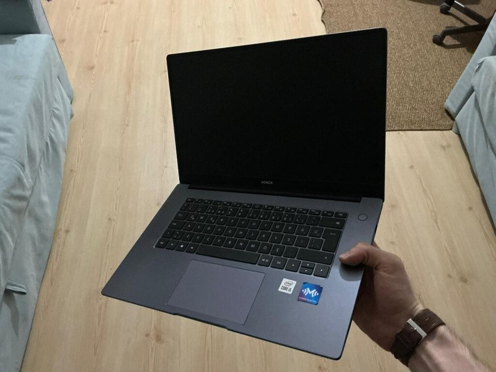 Honor Magicbook x15 - 4
