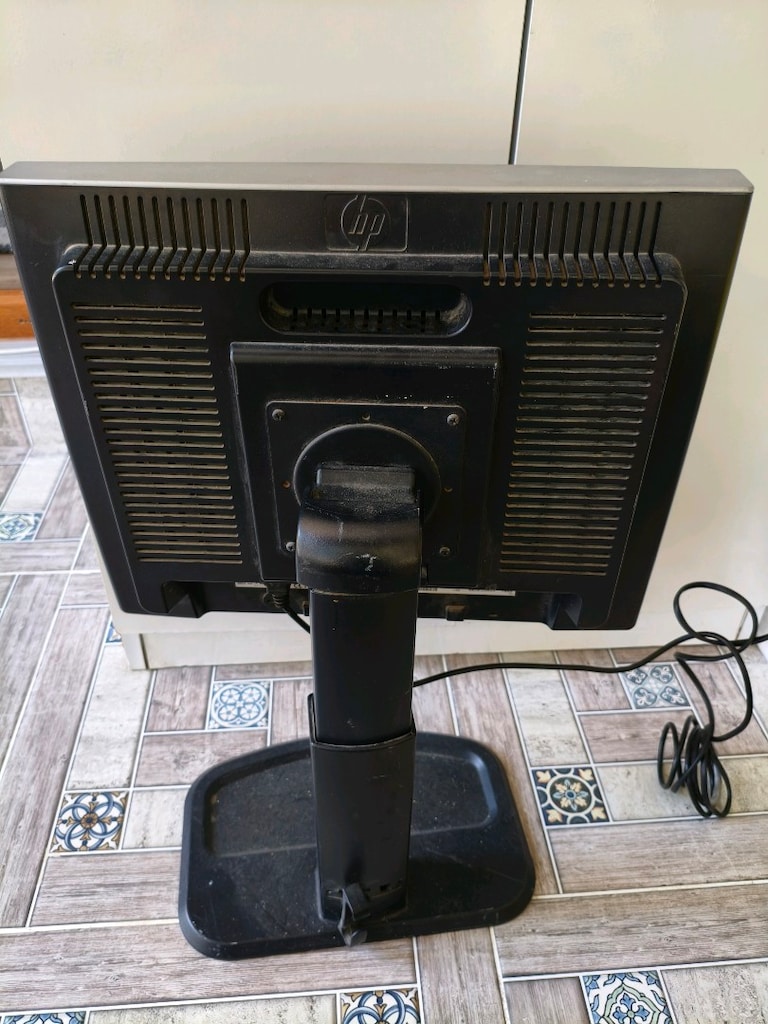 Monitor HP 19 inç LCD - 2