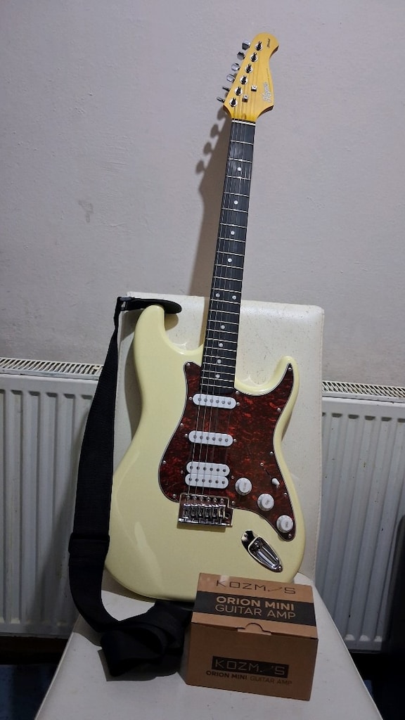 Elektro Gitar - 2