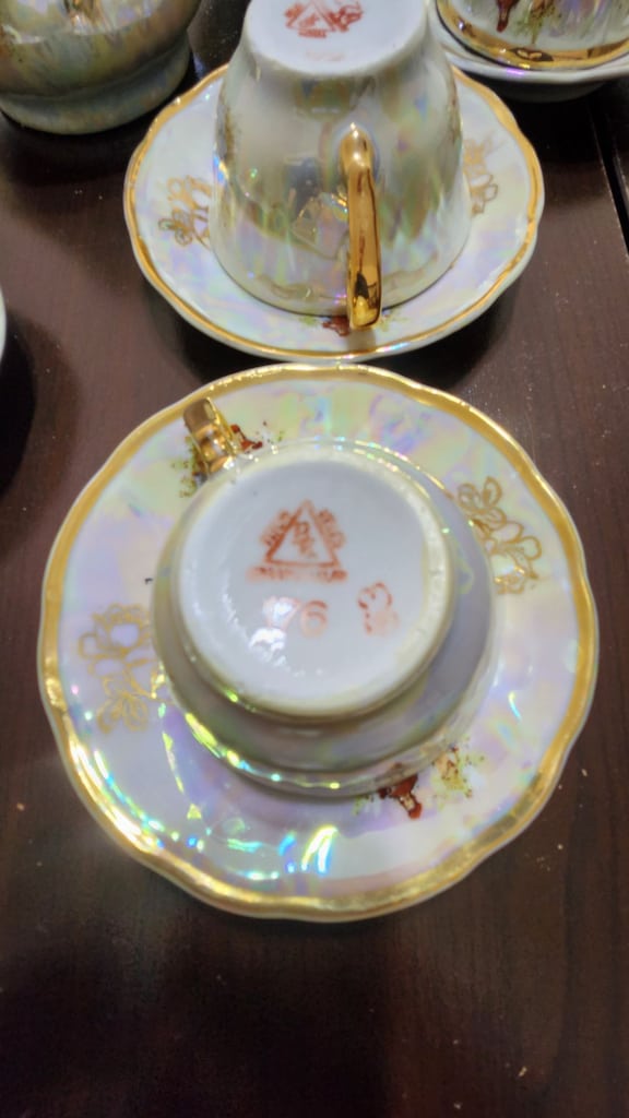 Vintage Yugoslav Jugo Porcelan Sedefli Aşıklar Çay/Kahve Takımı - 6