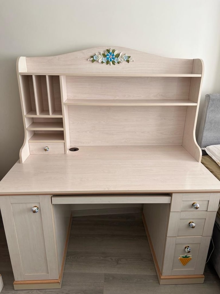 Çilek Flora Serisi Çalışma Masası + Sandalye - 5