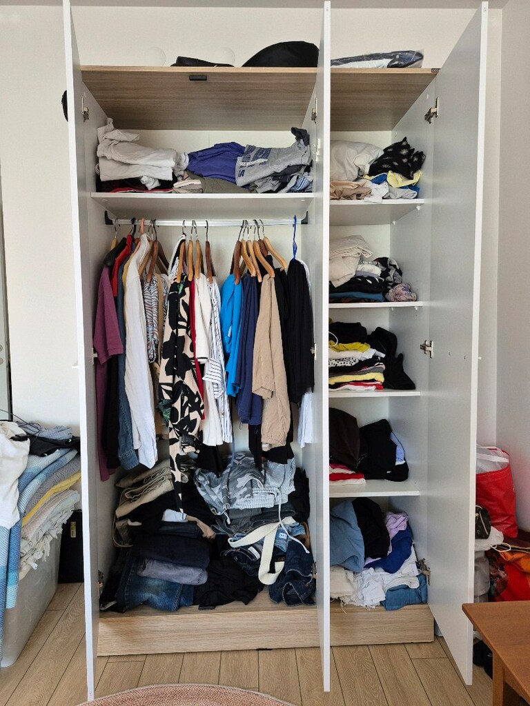 Yeni gibi 3 kapaklı gardrop - 4