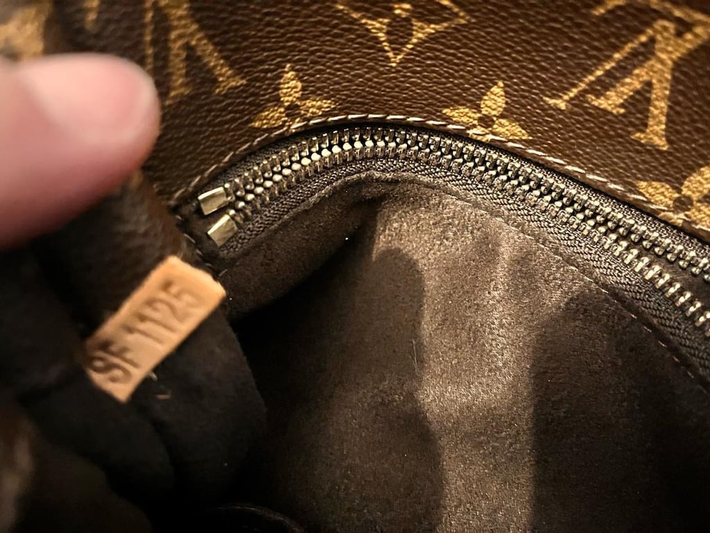 Louis Vuitton - 2