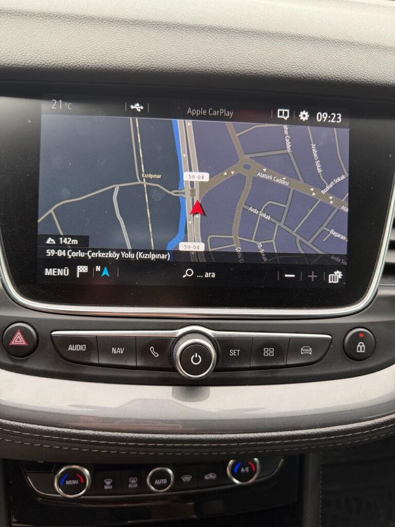 Opel Suv Garaj Arabası, kışın kar, yazın güneş görmedi. - 9
