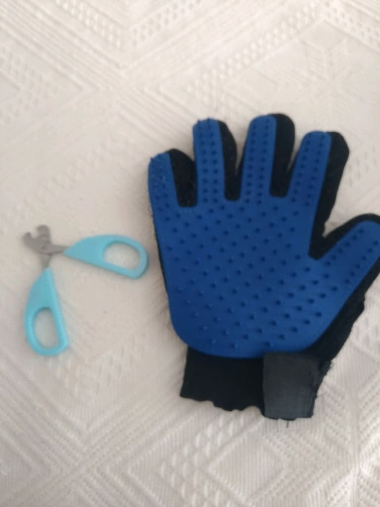 kedi tüyü toplama eldiveni ve tırnak makası - 2