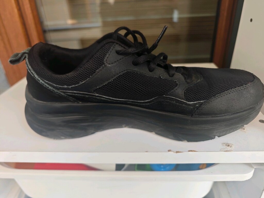 2 çift ayakkabi nike ve skechers - 3