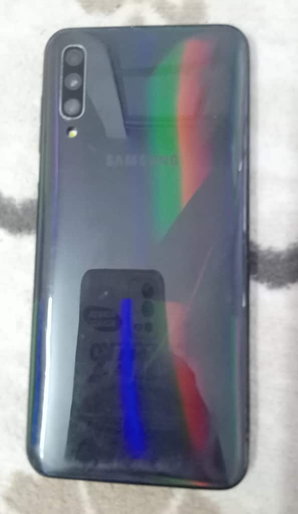 Samsung Galaxy A50 – Kayıtlı IMEI, Çalışır Durumda, Ufak Kusurlu - 4
