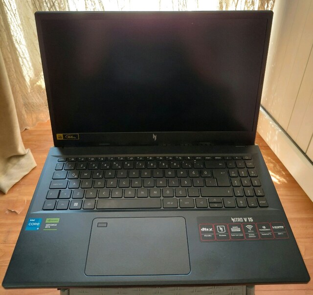 Acer v15 Tüm Detaylar Açıklamada