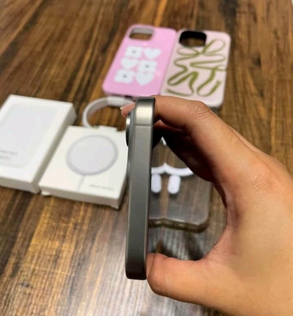 İLK SAHİBİNDEN İPhone 15 PRO MAX - 4