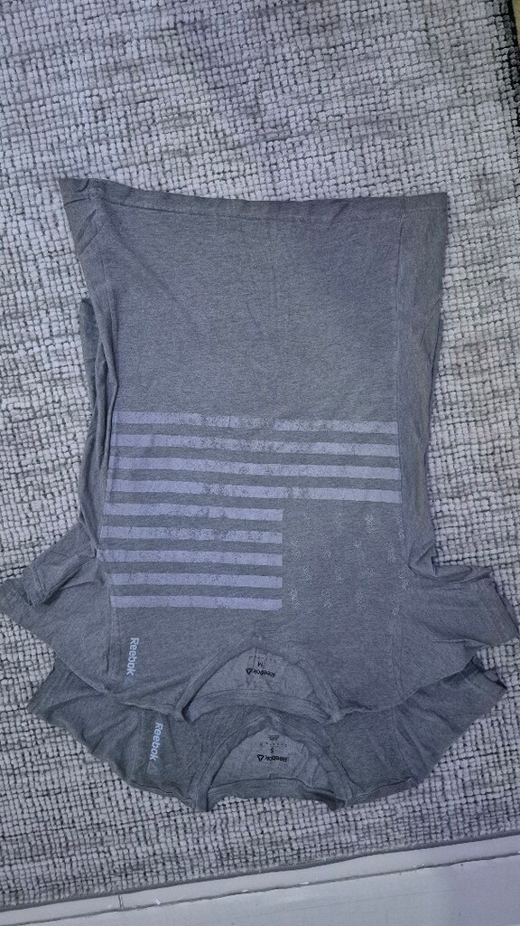 reebok tshirt