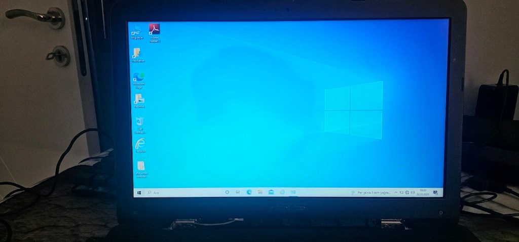 asus x555y modeli - 2