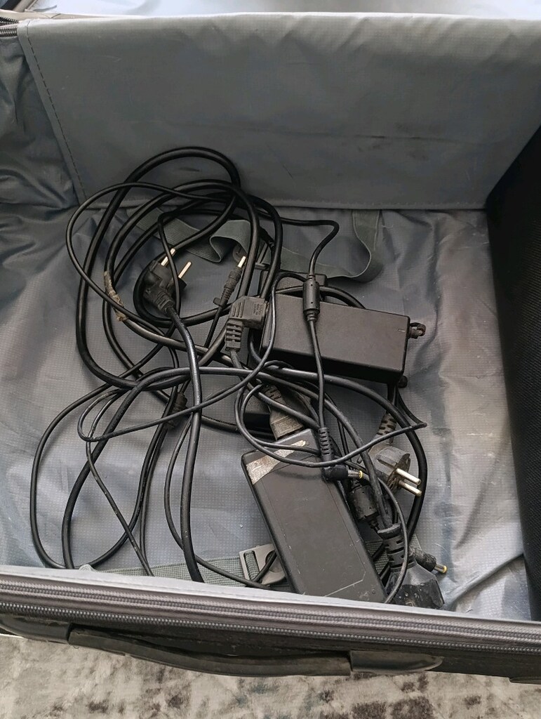 bilgisayar leptop çalışanlar var - 2