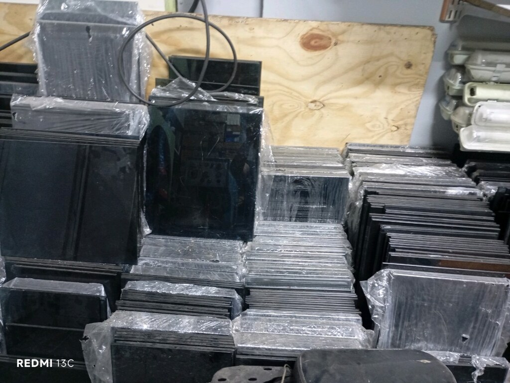 siyah cam - 2