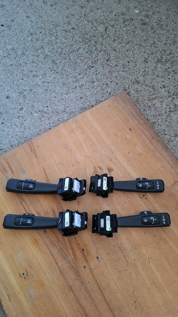 VOLVO V40 V40CC S60 V60 S80 V70 XC60 Sinyal Silecek Kolları 2011-2019. - 6
