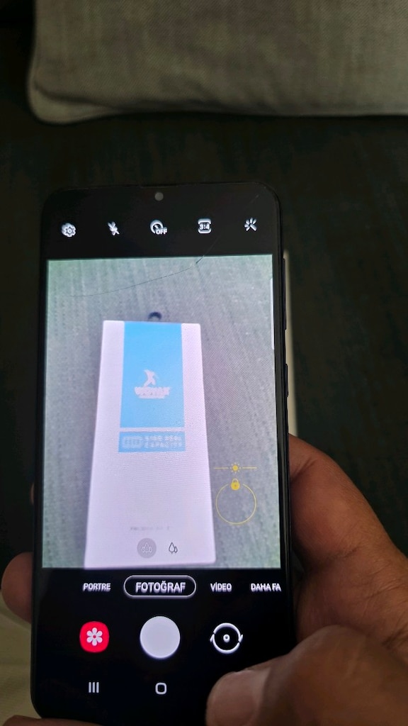 Samsung Galaxy A20 cep telefonu, yurtiçi ve sorunsuz - 7