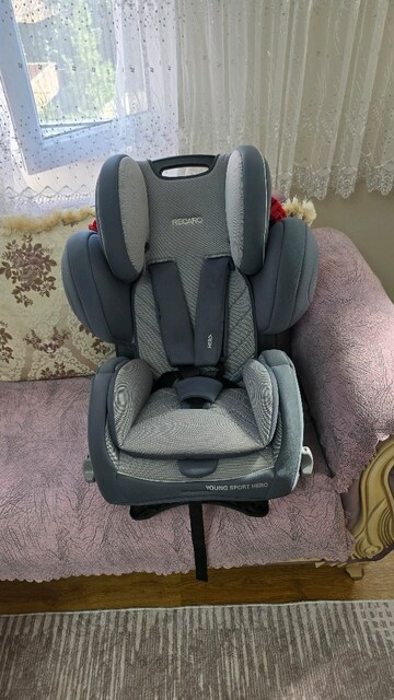 Recaro Young Sport Hero, 9-36 kg (yaklaşık 9 ay - 12 yaş) OTO KOLTUK