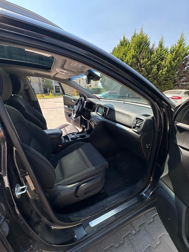 2016 Model Kia Sportage - 11