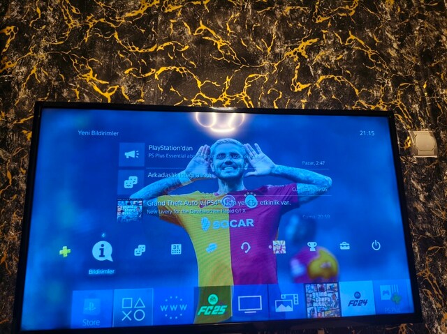 Satılık PlayStation 4