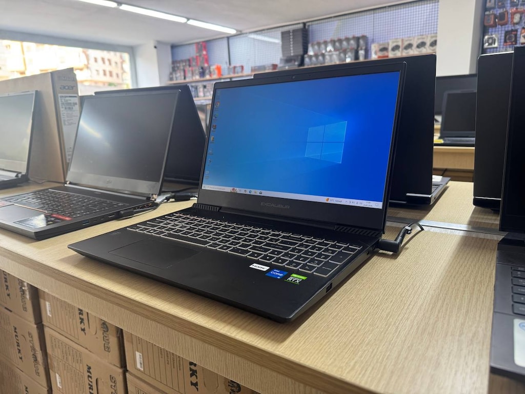 *İNTEL İ7 10750H İŞLEMCİ *16 GB RAM *500 GB SSD *GTX 1650 Tİ 4GB E.K - 4