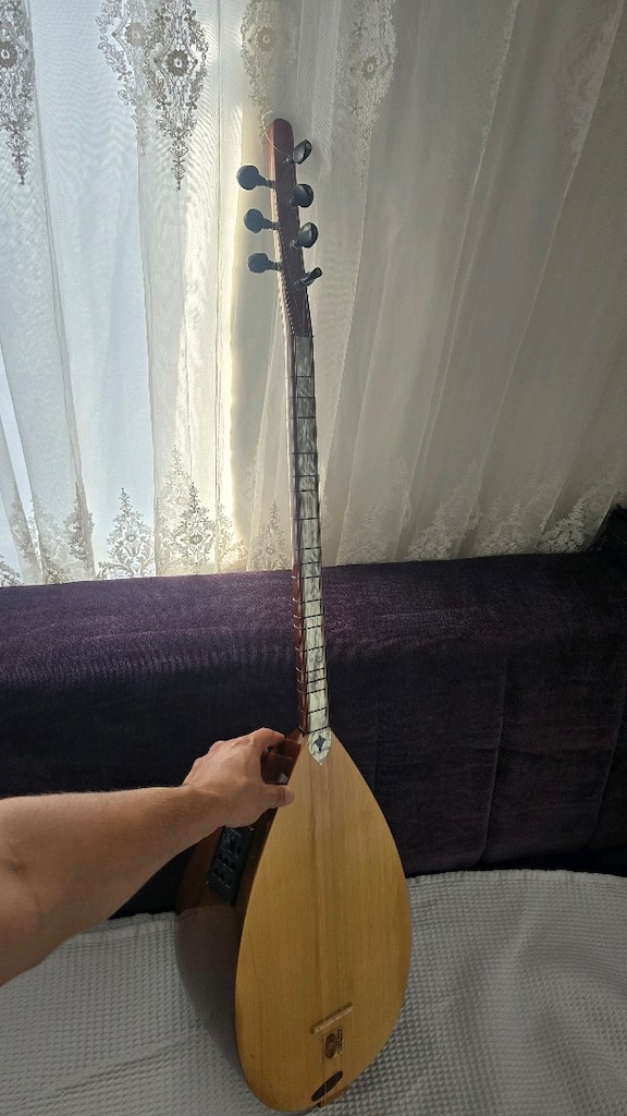Güzel tınılı bağlama,saz - 3