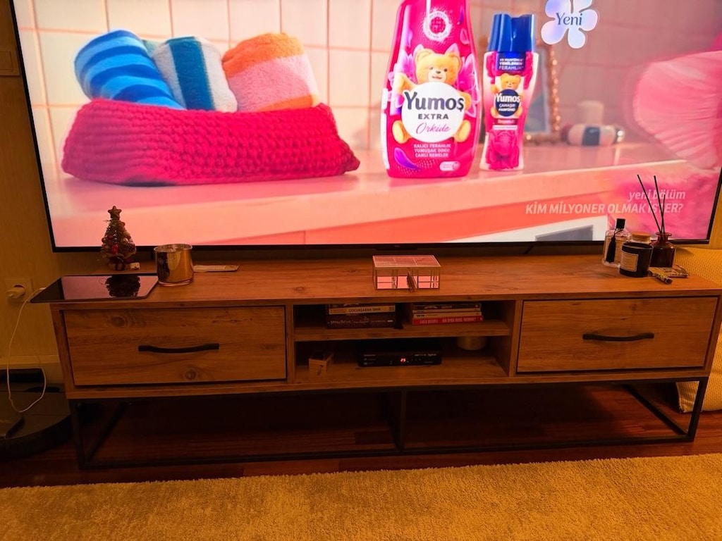 Tv ünitesi İki çekmeceli 180/41 cm - 2