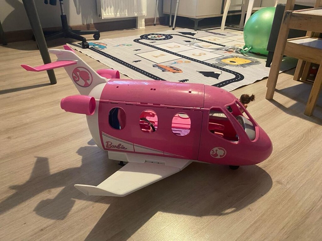 Barbie'nin uçağı - 2