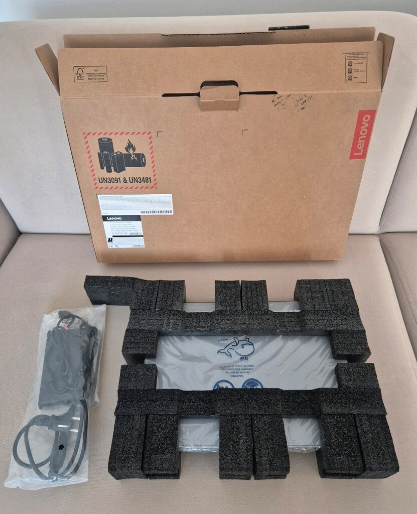 LENOVO LOG Ryzen 7 7435HS, RTX 4050, 24GB Ram Gaming Laptop Garantili - 7
